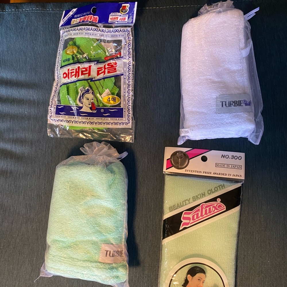 Turbie Twist and Salux Beauty Skin Cloth Set